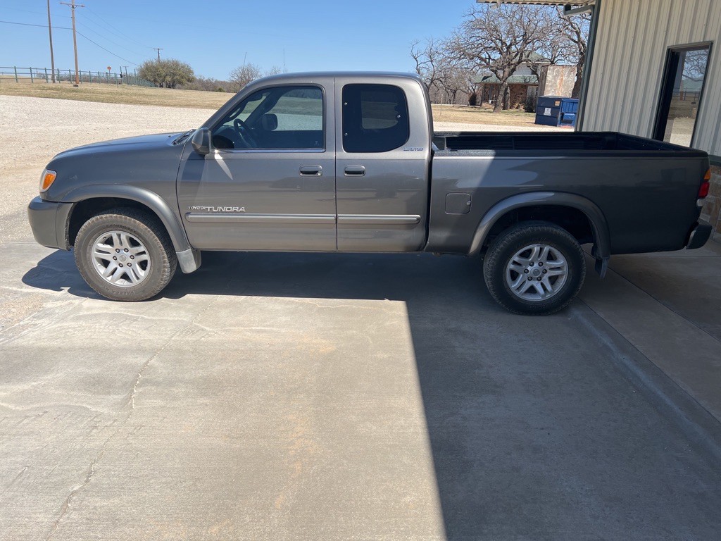 2003 Toyota Tundra Image 12