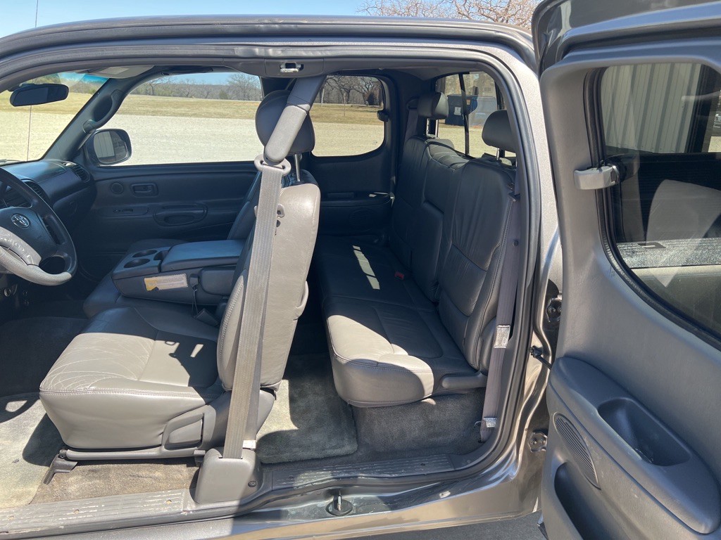 2003 Toyota Tundra Image 14