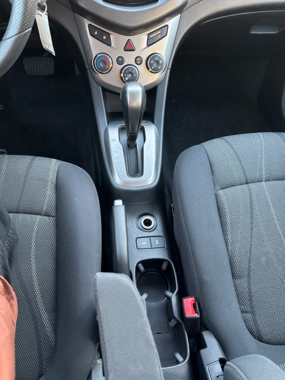 2016 Chevrolet Sonic Image 23