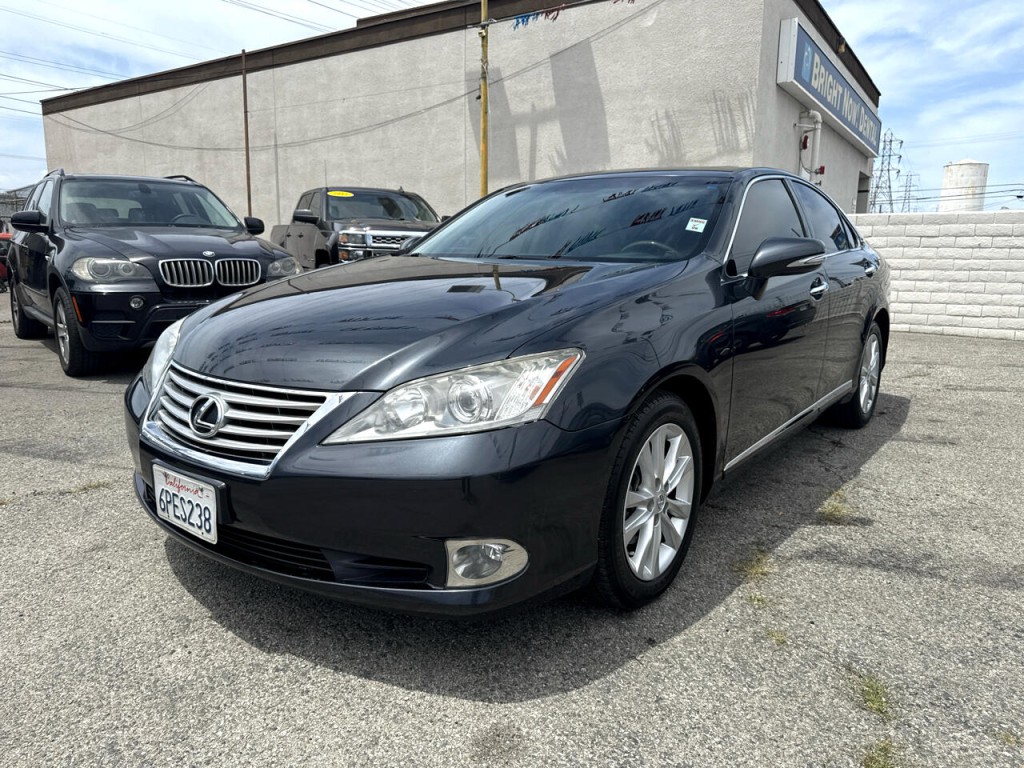 2011 Lexus ES 350 Image 3