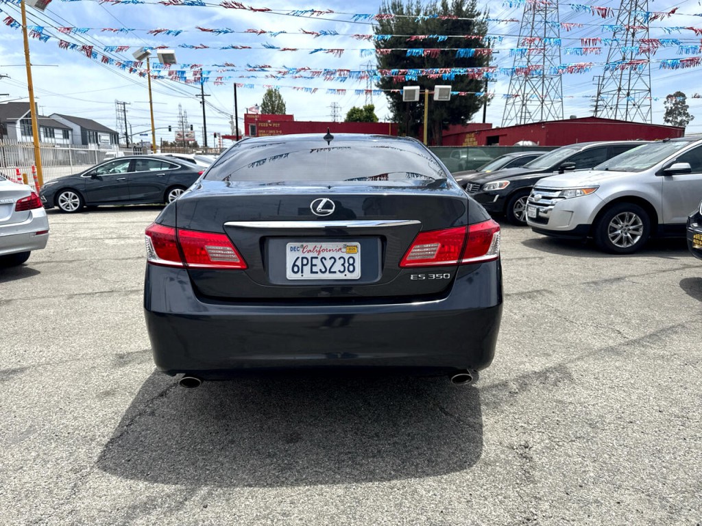 2011 Lexus ES 350 Image 5