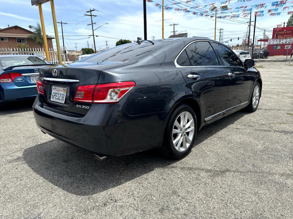 2011 Lexus ES 350 Image 6