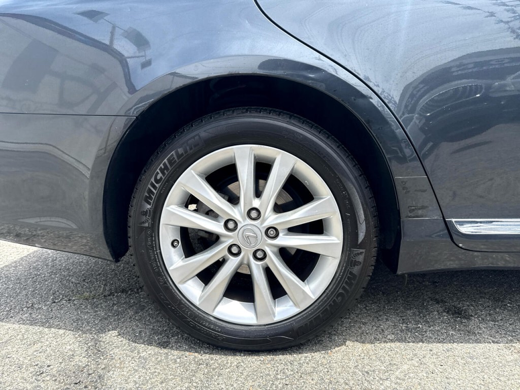 2011 Lexus ES 350 Image 9
