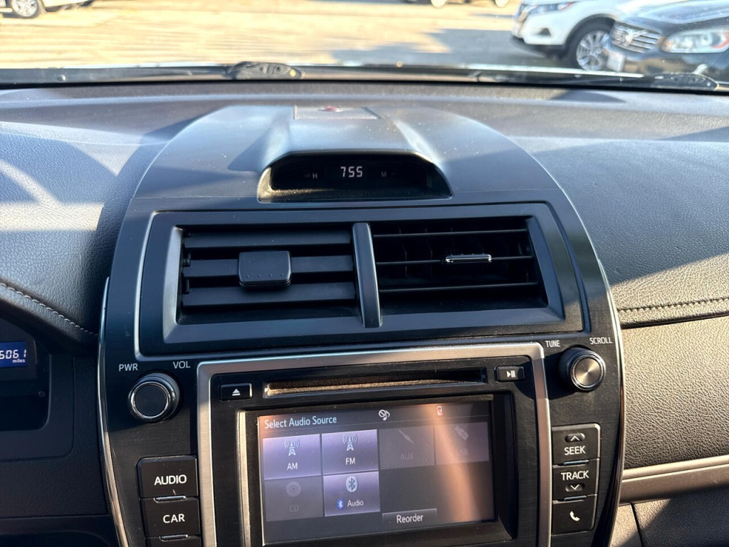 2014 Toyota Camry Image 26