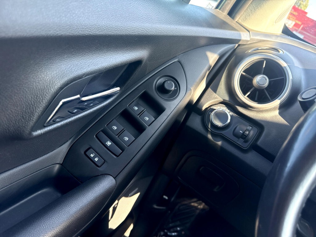 2016 Chevrolet Trax Image 31