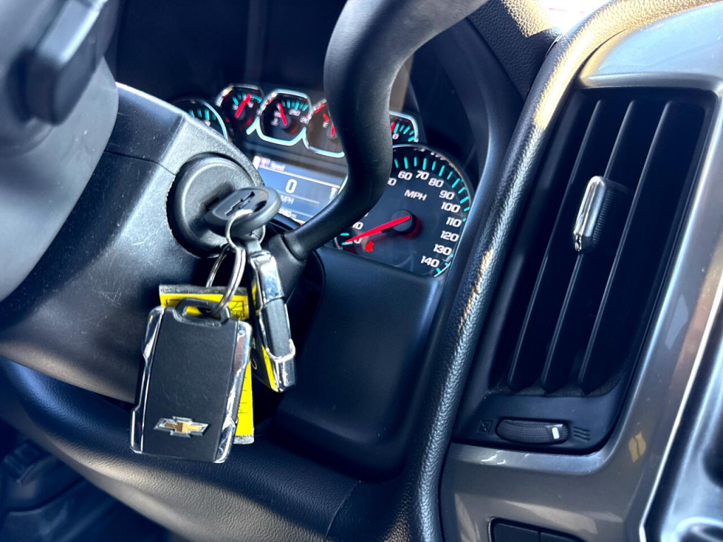 2015 Chevrolet Silverado 1500 Image 31