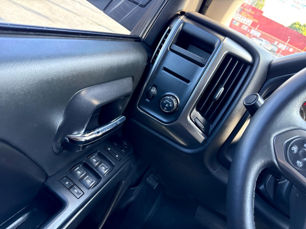 2015 Chevrolet Silverado 1500 Image 34