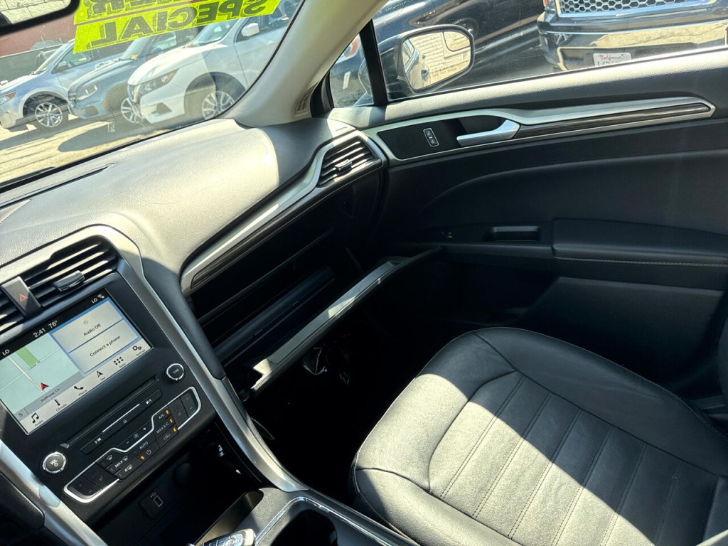 2018 Ford Fusion Image 31