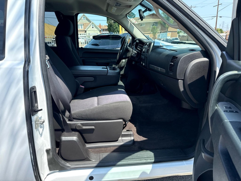 2013 Chevrolet Silverado 1500 Image 13