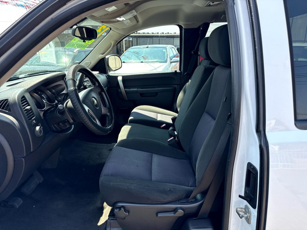 2013 Chevrolet Silverado 1500 Image 24