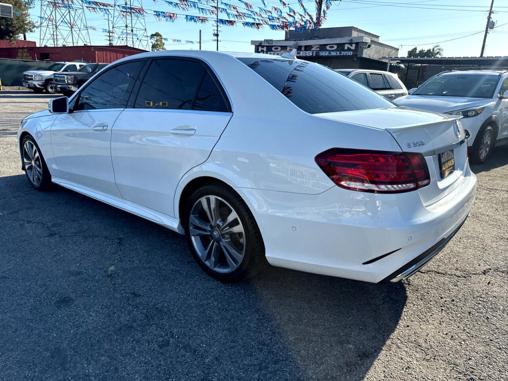 2016 Mercedes-Benz E-Class Image 4