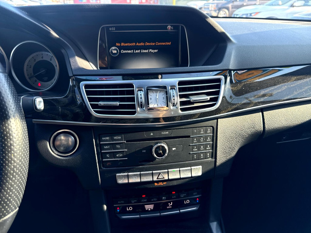 2016 Mercedes-Benz E-Class Image 23