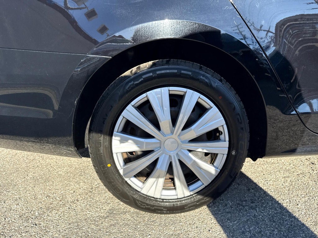 2017 Volkswagen Jetta Image 9