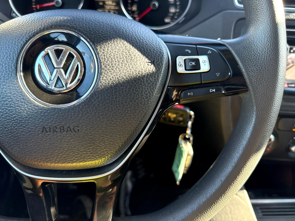 2017 Volkswagen Jetta Image 26