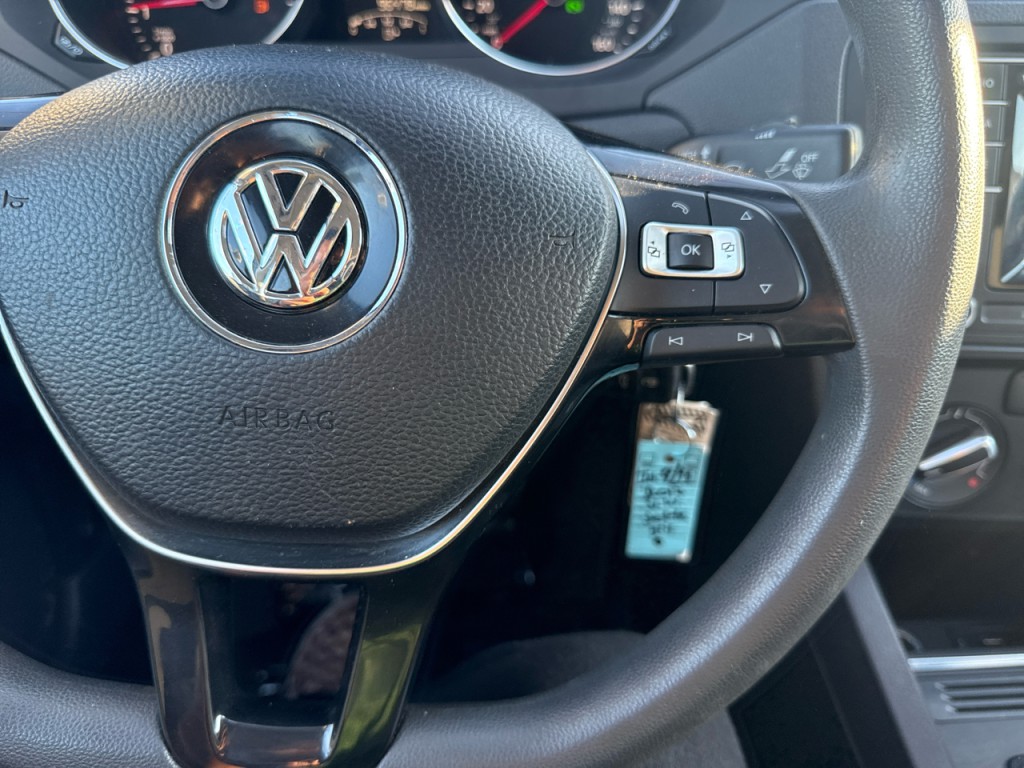 2017 Volkswagen Jetta Image 26