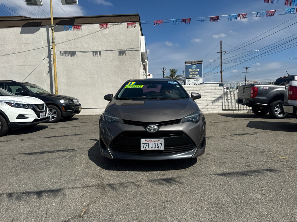 2017 Toyota Corolla Image 2