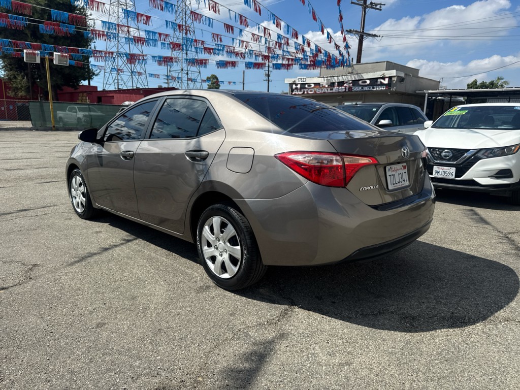 2017 Toyota Corolla Image 4