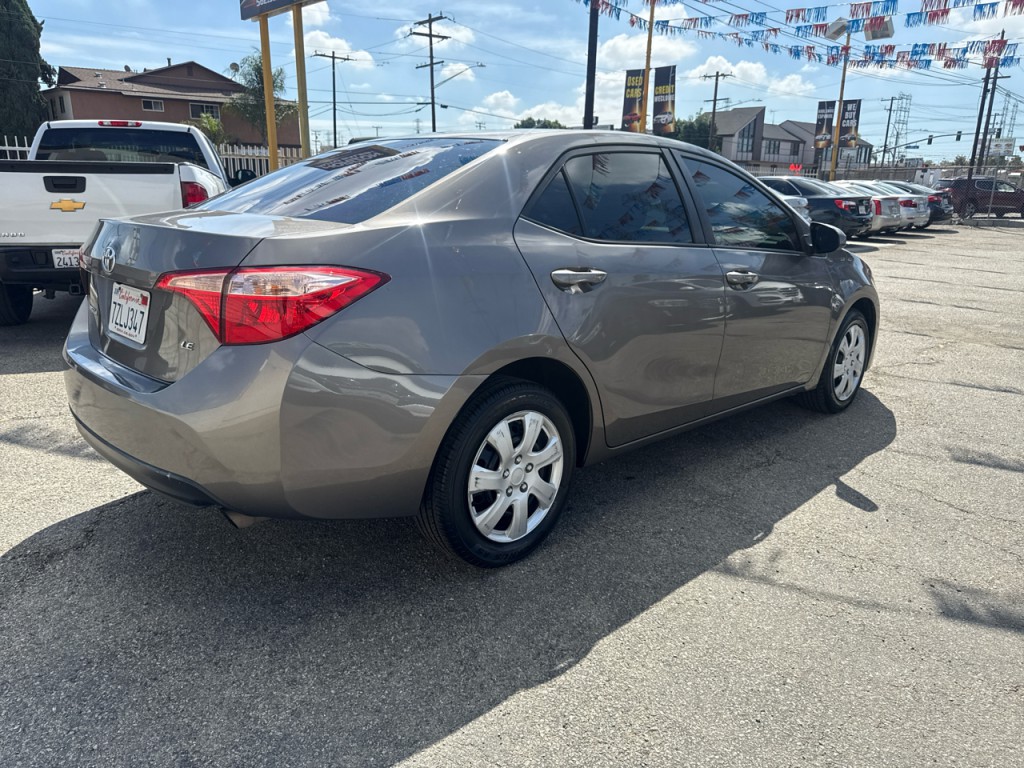 2017 Toyota Corolla Image 6