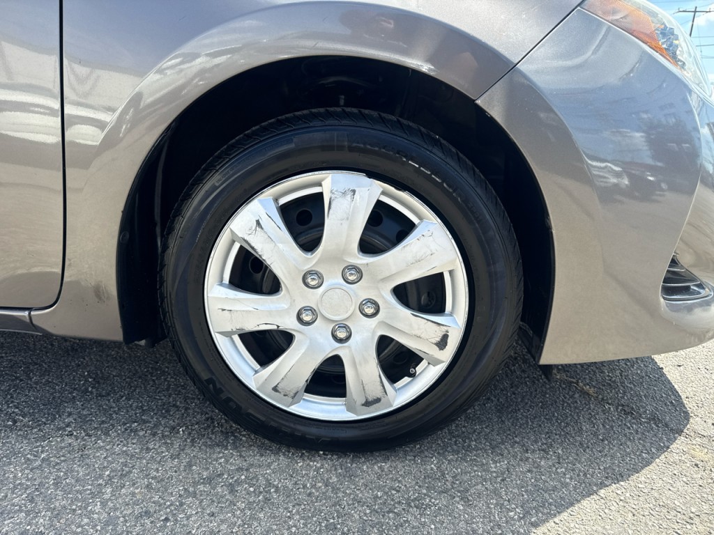 2017 Toyota Corolla Image 8