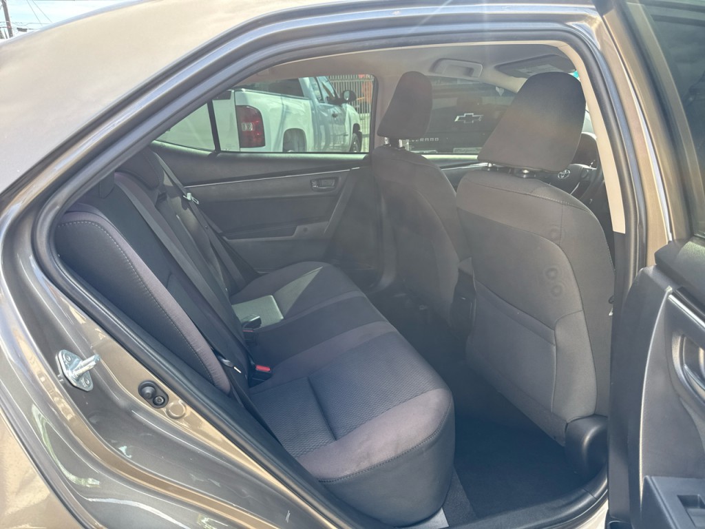 2017 Toyota Corolla Image 15