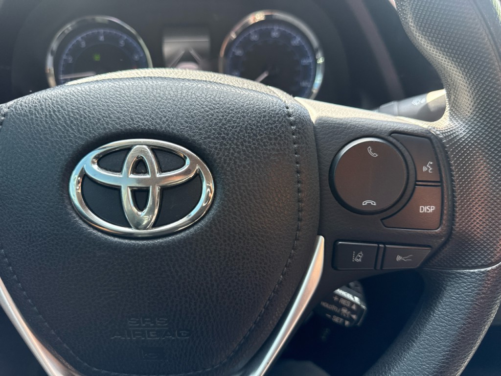 2017 Toyota Corolla Image 26