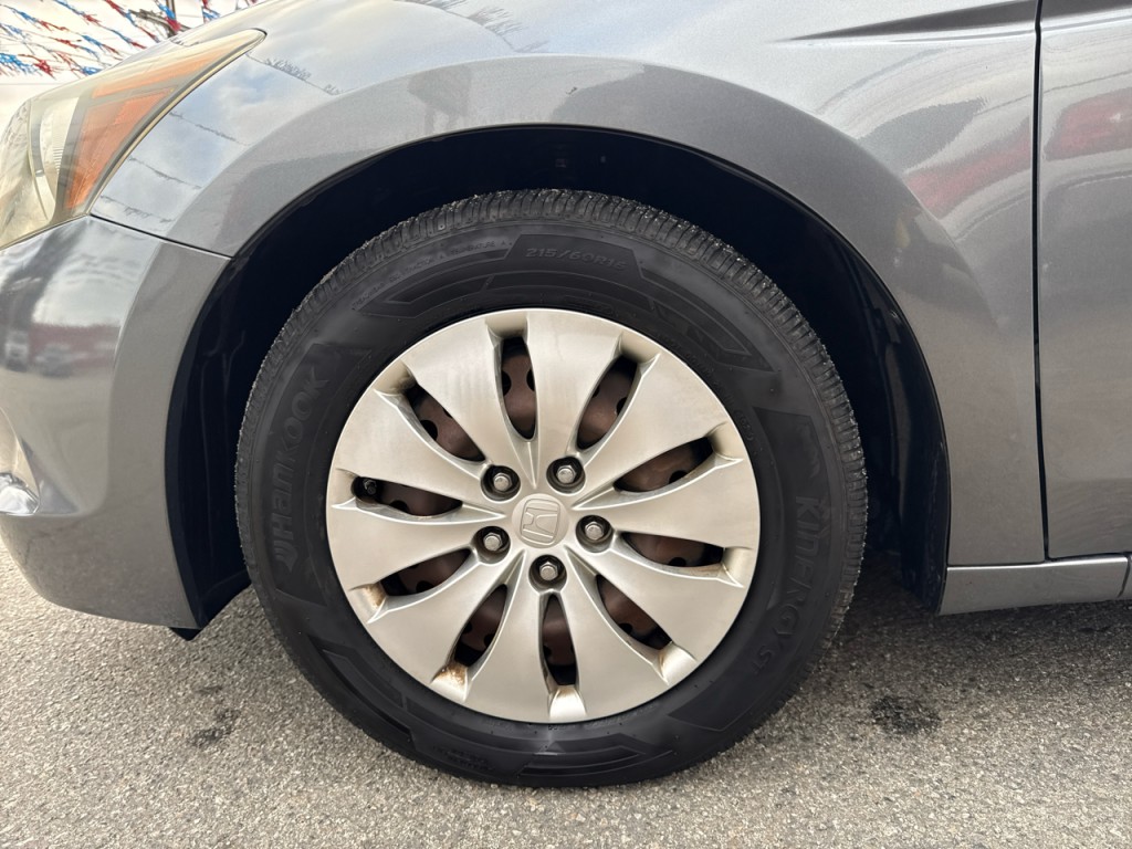 2010 Honda Accord Image 11