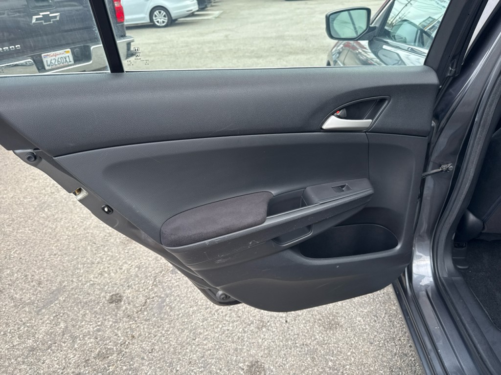 2010 Honda Accord Image 19