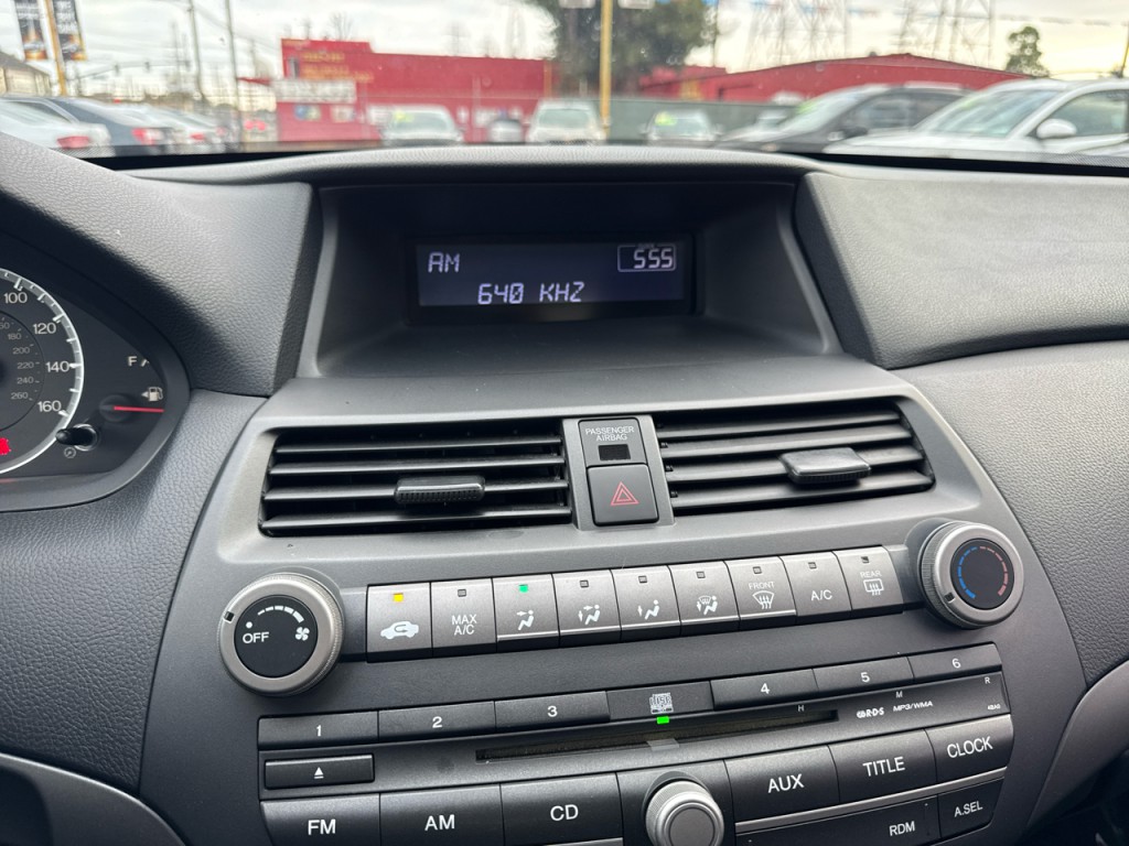 2010 Honda Accord Image 26