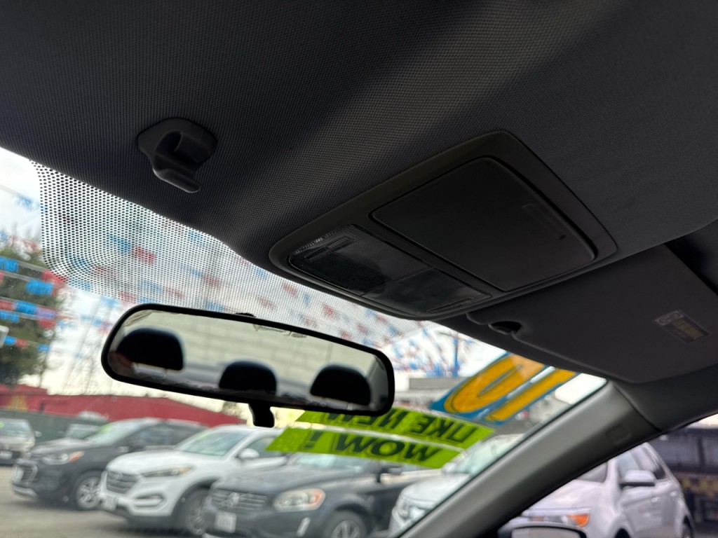 2010 Honda Accord Image 31