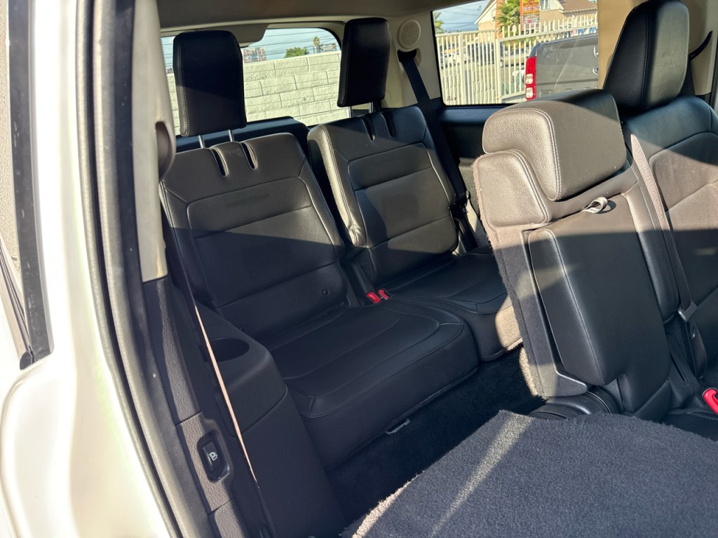 2019 Ford Flex Image 16