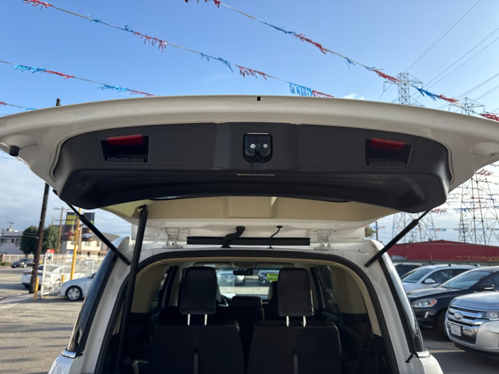 2019 Ford Flex Image 17