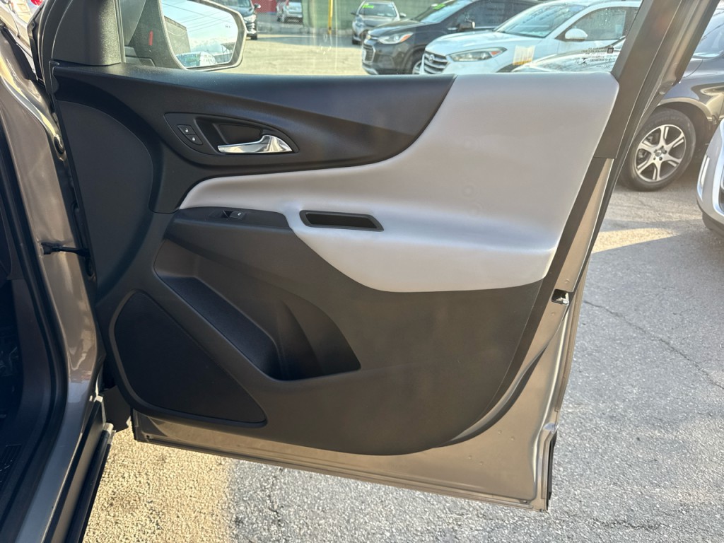 2018 Chevrolet Equinox Image 12