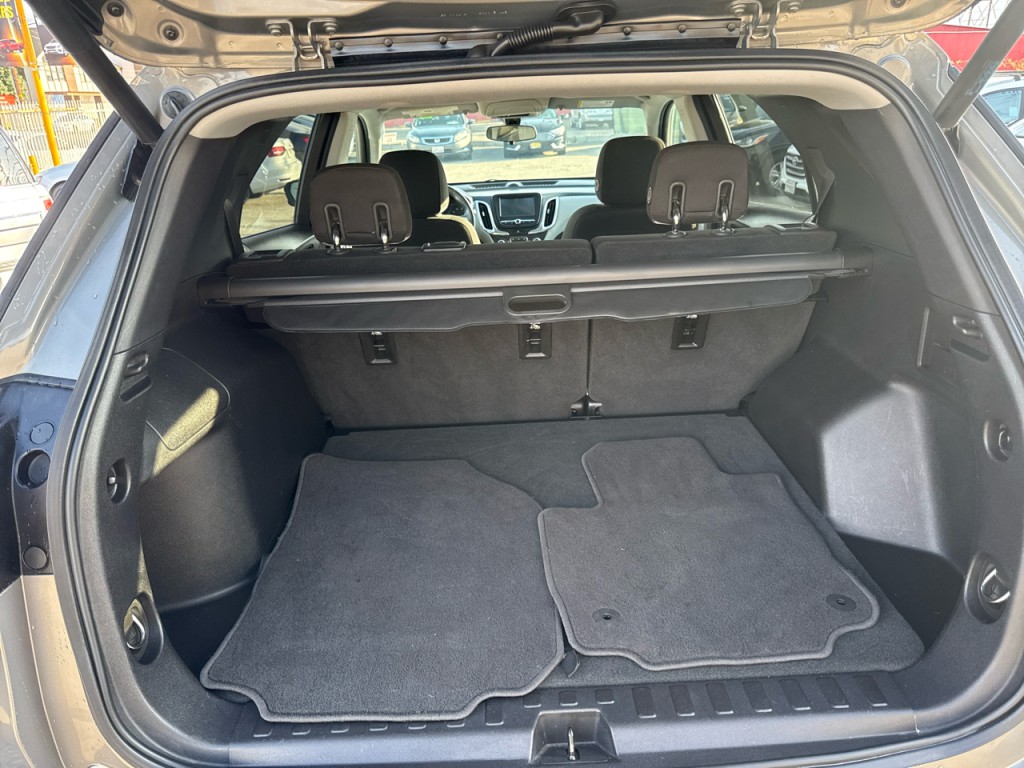 2018 Chevrolet Equinox Image 17