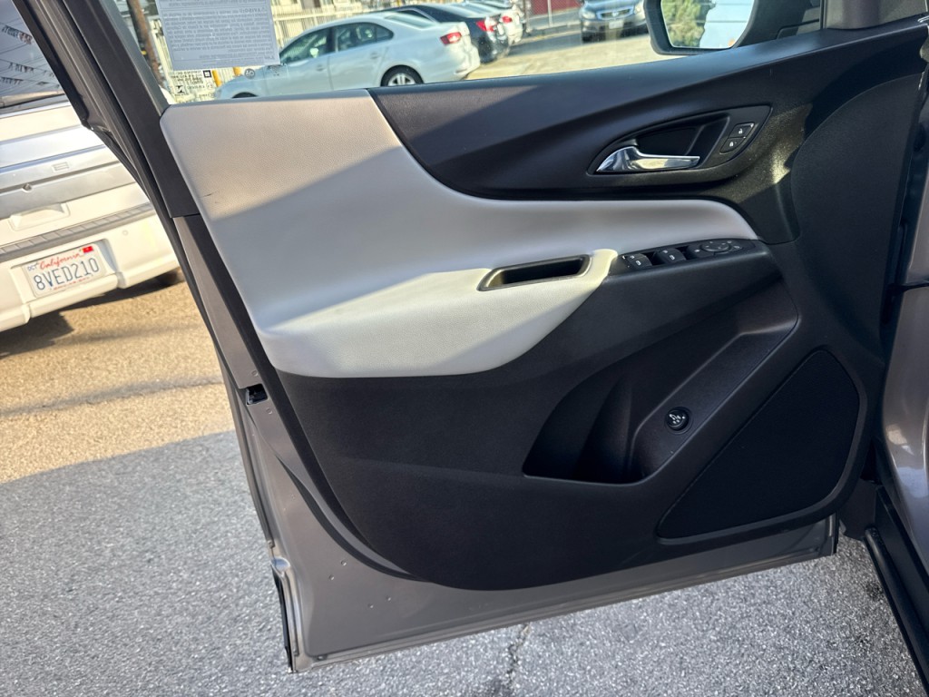 2018 Chevrolet Equinox Image 21