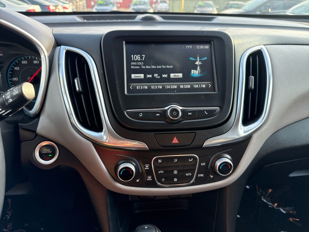 2018 Chevrolet Equinox Image 25