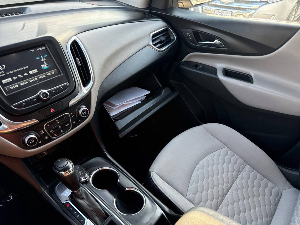 2018 Chevrolet Equinox Image 32