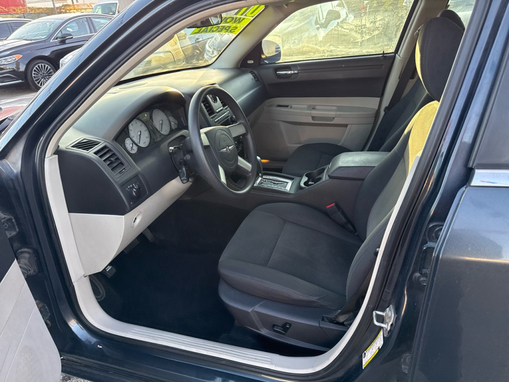2007 Chrysler 300 Image 21