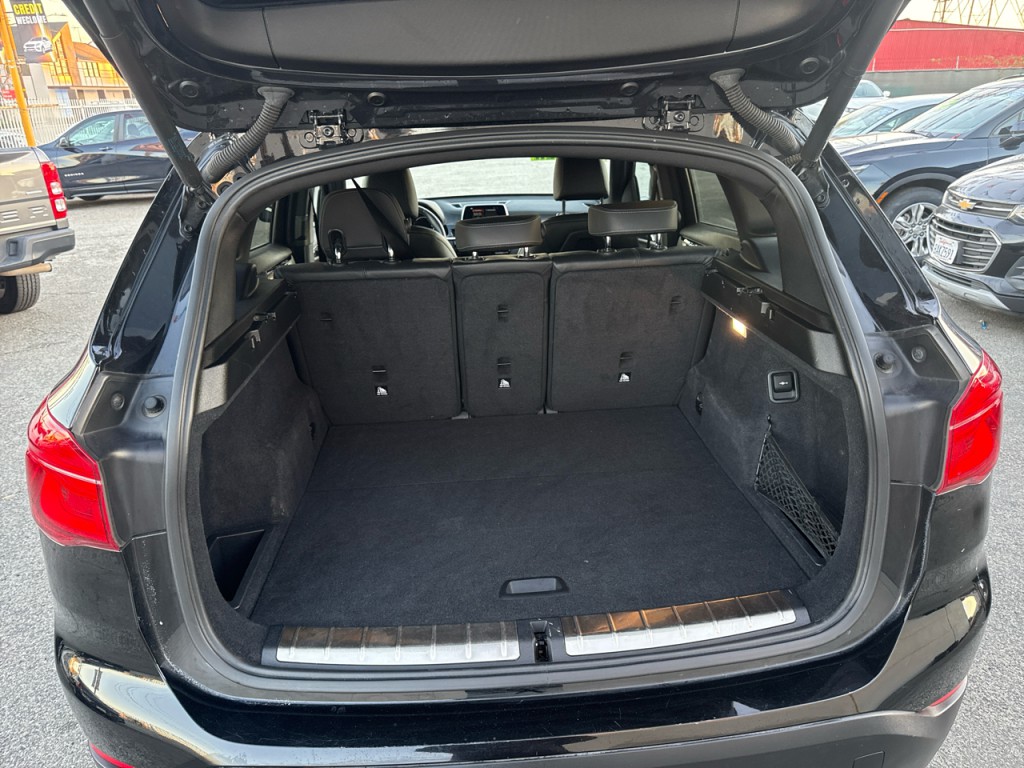 2018 BMW X1 Image 17