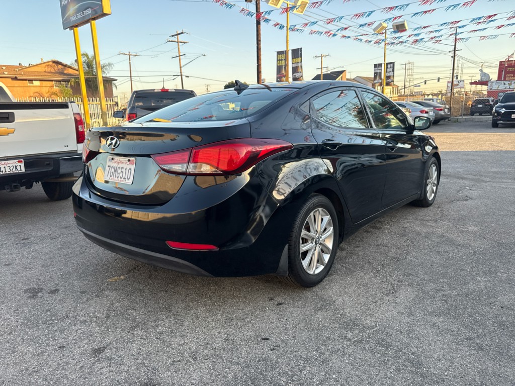 2014 Hyundai Elantra Image 6