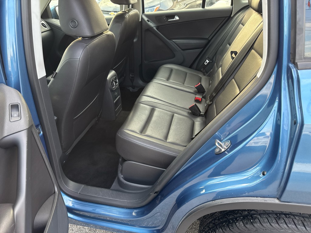 2017 Volkswagen Tiguan Image 19