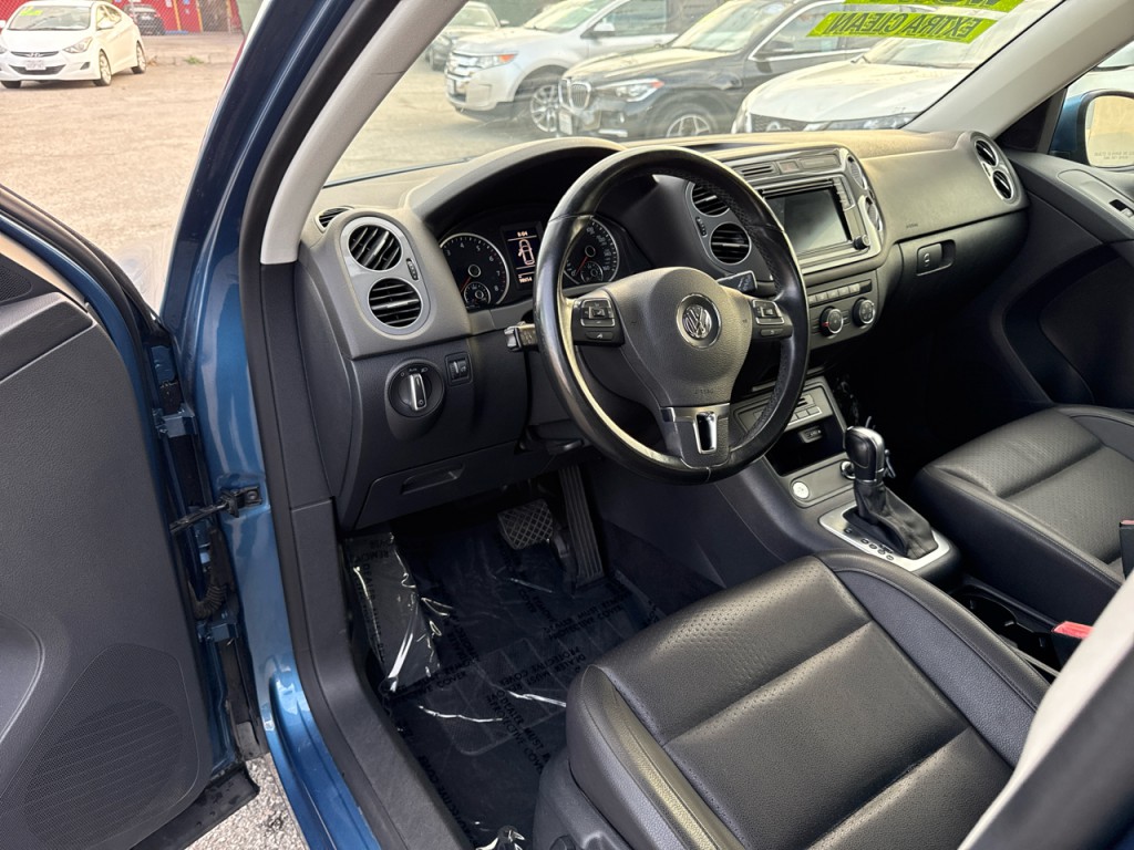 2017 Volkswagen Tiguan Image 22