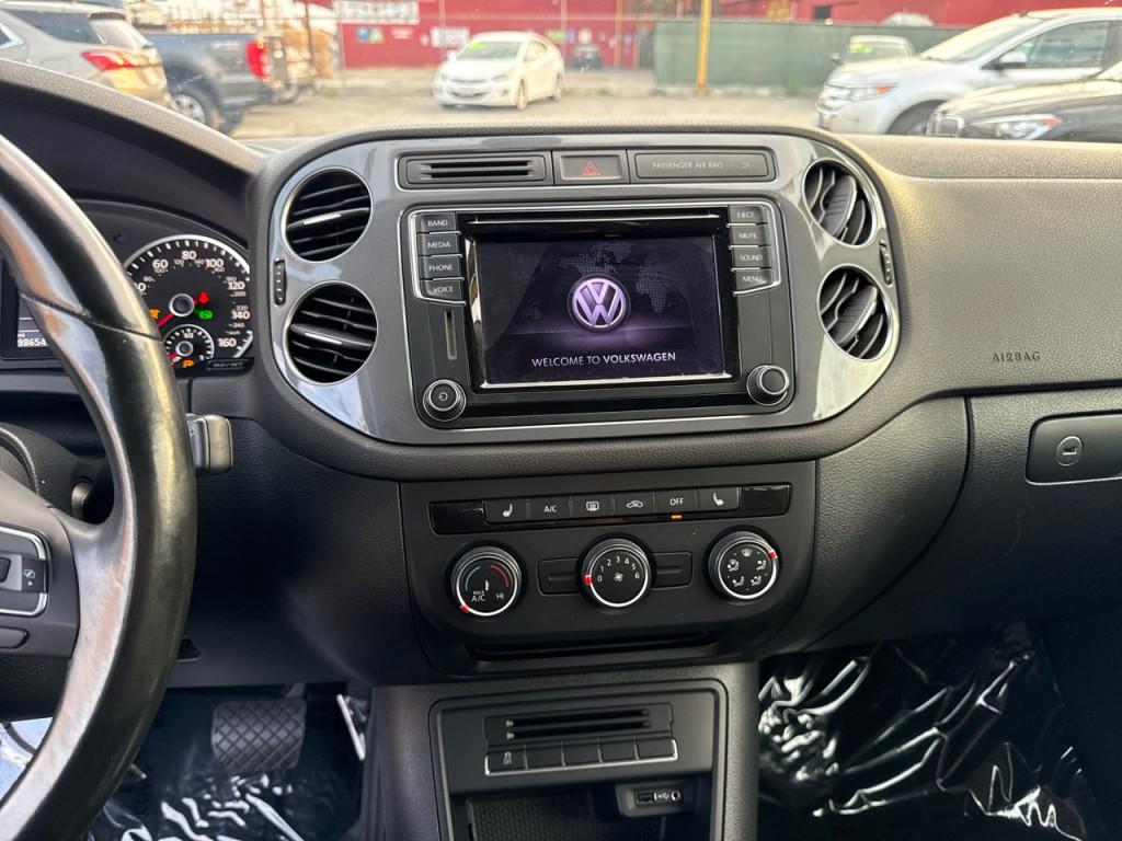 2017 Volkswagen Tiguan Image 27