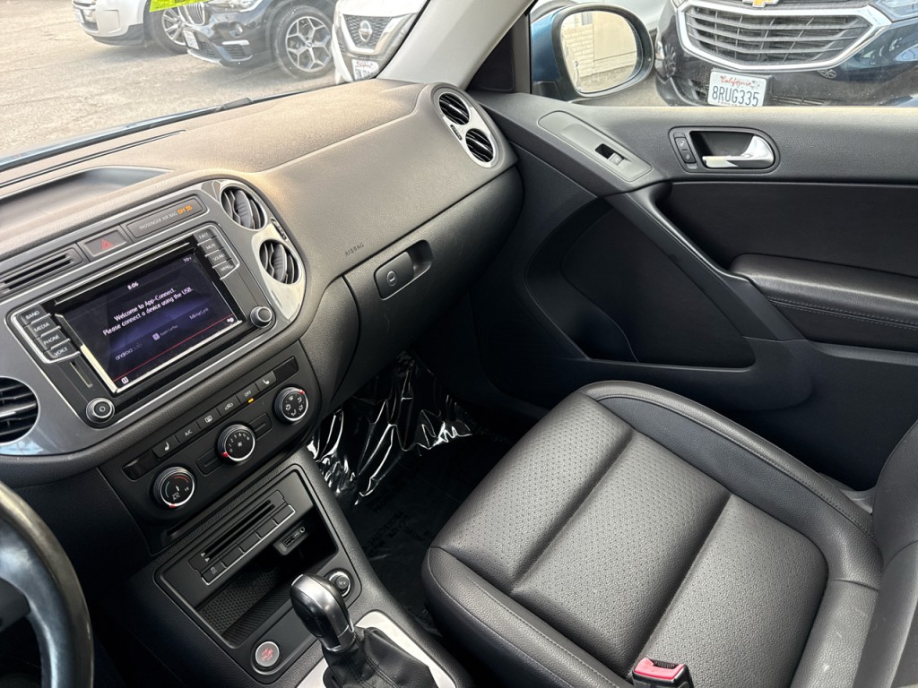 2017 Volkswagen Tiguan Image 37
