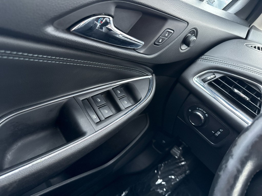 2017 Chevrolet Cruze Image 30