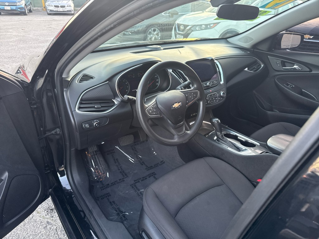 2019 Chevrolet Malibu Image 21
