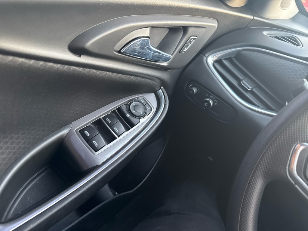 2019 Chevrolet Malibu Image 28