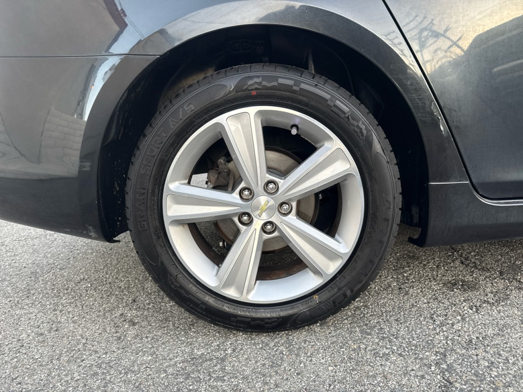 2015 Chevrolet Cruze Image 9