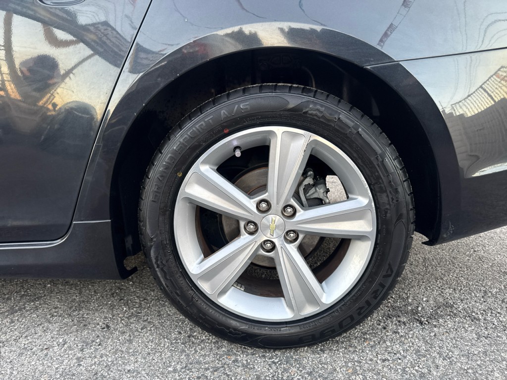 2015 Chevrolet Cruze Image 10