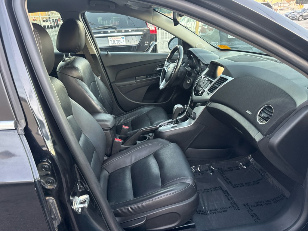 2015 Chevrolet Cruze Image 13