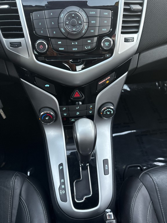 2015 Chevrolet Cruze Image 23